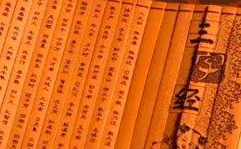 女生恋爱三字经爱情名言