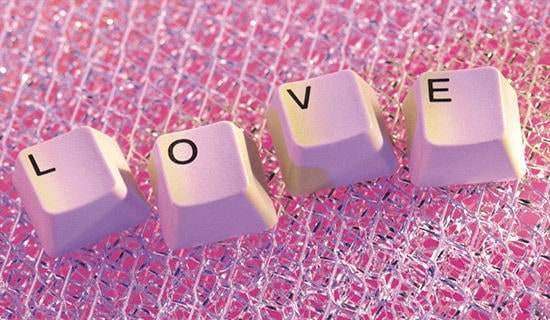 2025年实用的精辟爱情句子汇编45条