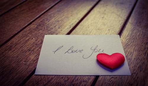 简洁的爱情文艺句子锦集49条