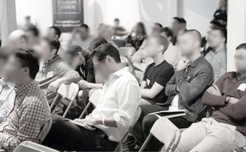 (通用)大班英语公开课教案《A family of chicken》