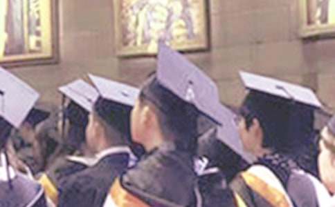 平面设计毕业生自荐信