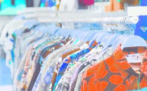 服装销售日工作总结报告