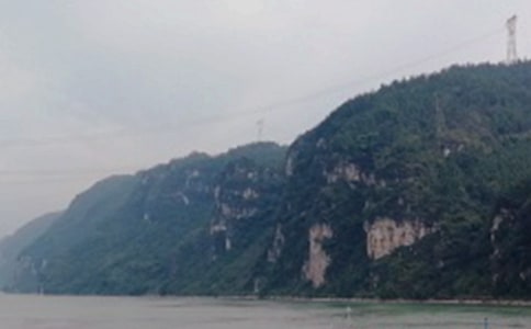 关于三峡游记的作文