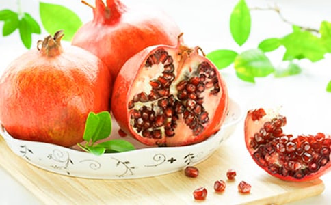 石榴红村游记作文