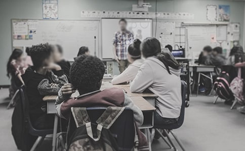 高职日语专业教学中的问题与建议论文