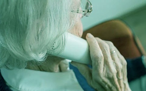 我教奶奶学英语-小学叙事作文