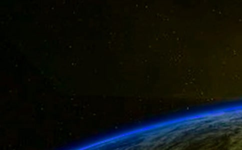 旅行到宇宙边缘读后感