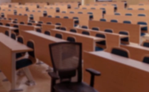 我去学校的方式初二英语作文