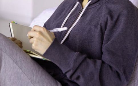 关于《温酒斩华雄》的读后感