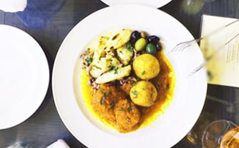 小学英语作文:忙碌的周末