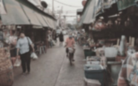 跳蚤市场大拍卖优秀叙事作文