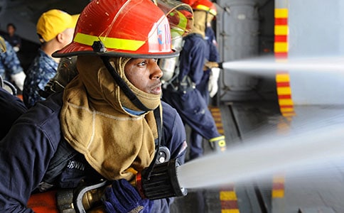 令人敬佩的消防员作文