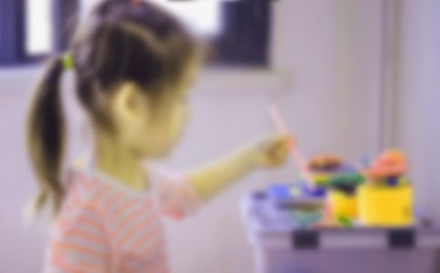 平凡的女孩写人作文