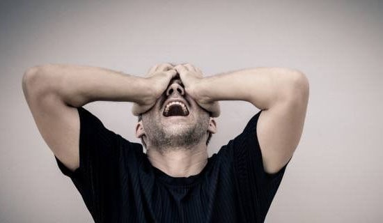 推倒痛苦之墙作文