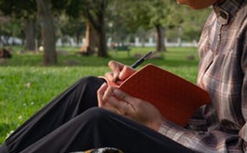 生命因负重而精彩初中优秀作文(通用11篇)