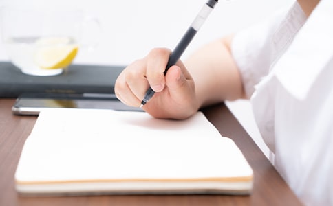 小灰兔小学四年级作文