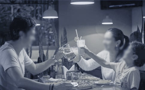 爸爸妈妈的`一天优秀作文