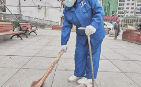 感谢环卫工人四年级作文