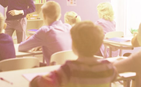 猫口救燕小学生作文