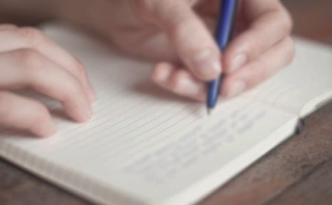 放鞭炮六年级作文250字