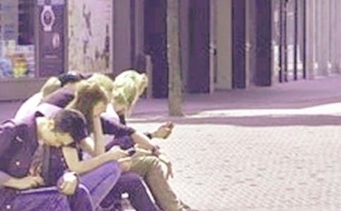 中学生魔镜和猫作文