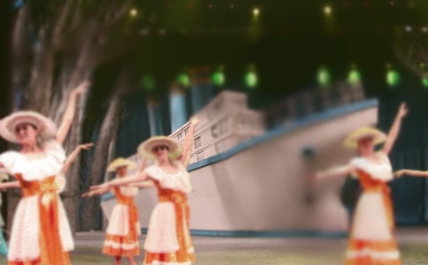 大班音乐舞蹈教案13篇